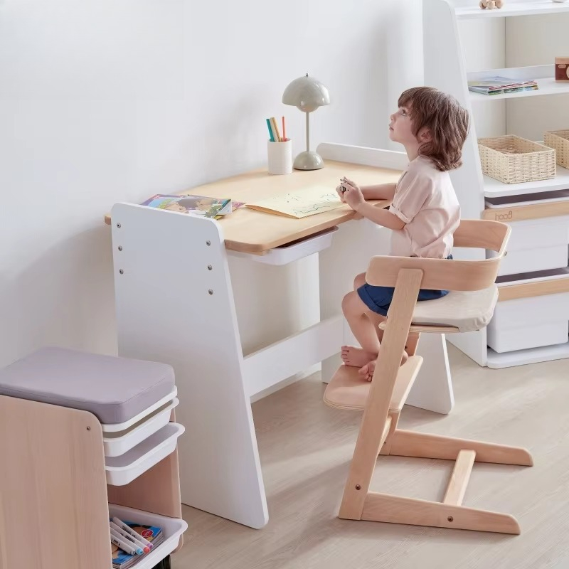 Nette houten baby-dinerstoel V - Baby Food Dinner recensie en prijs