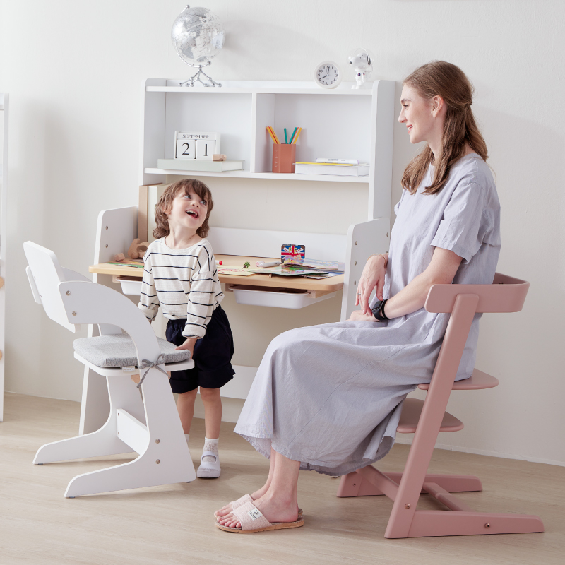 Nette houten baby-dinerstoel V - Baby Food Dinner recensie en prijs
